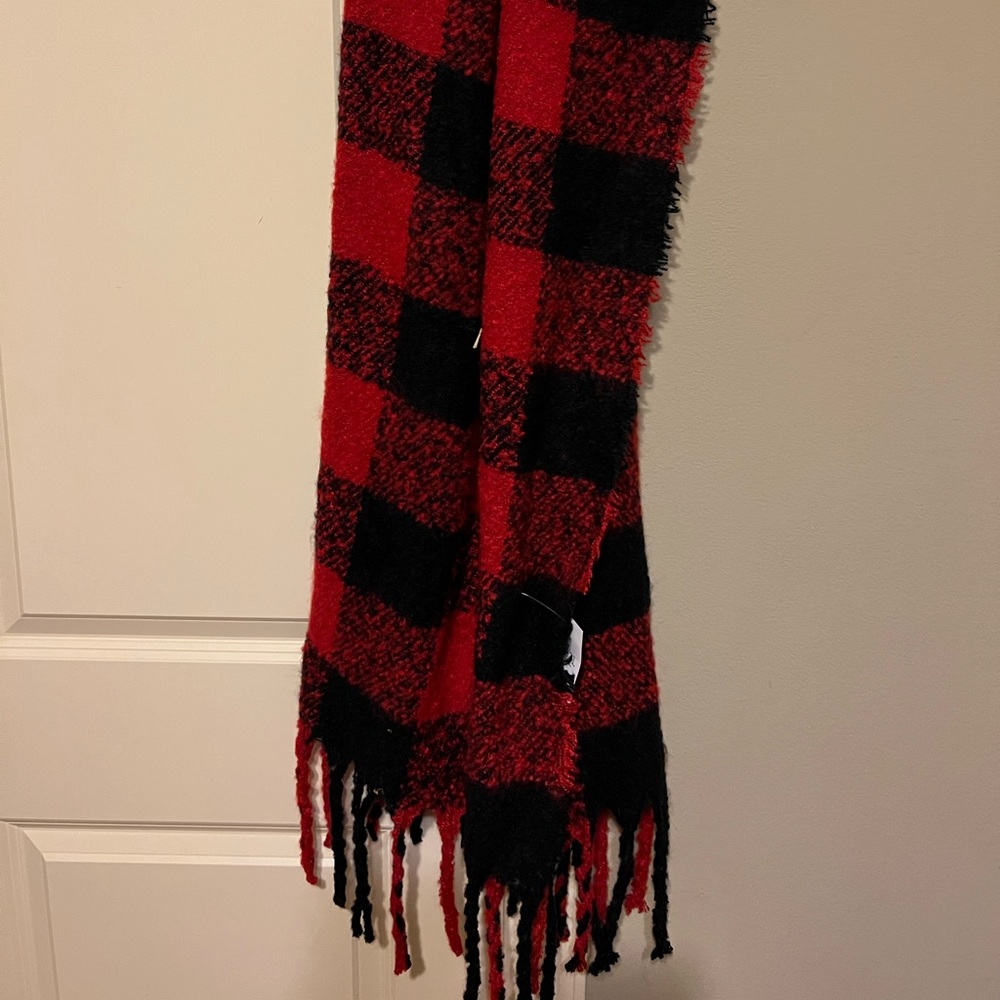Plush scarf